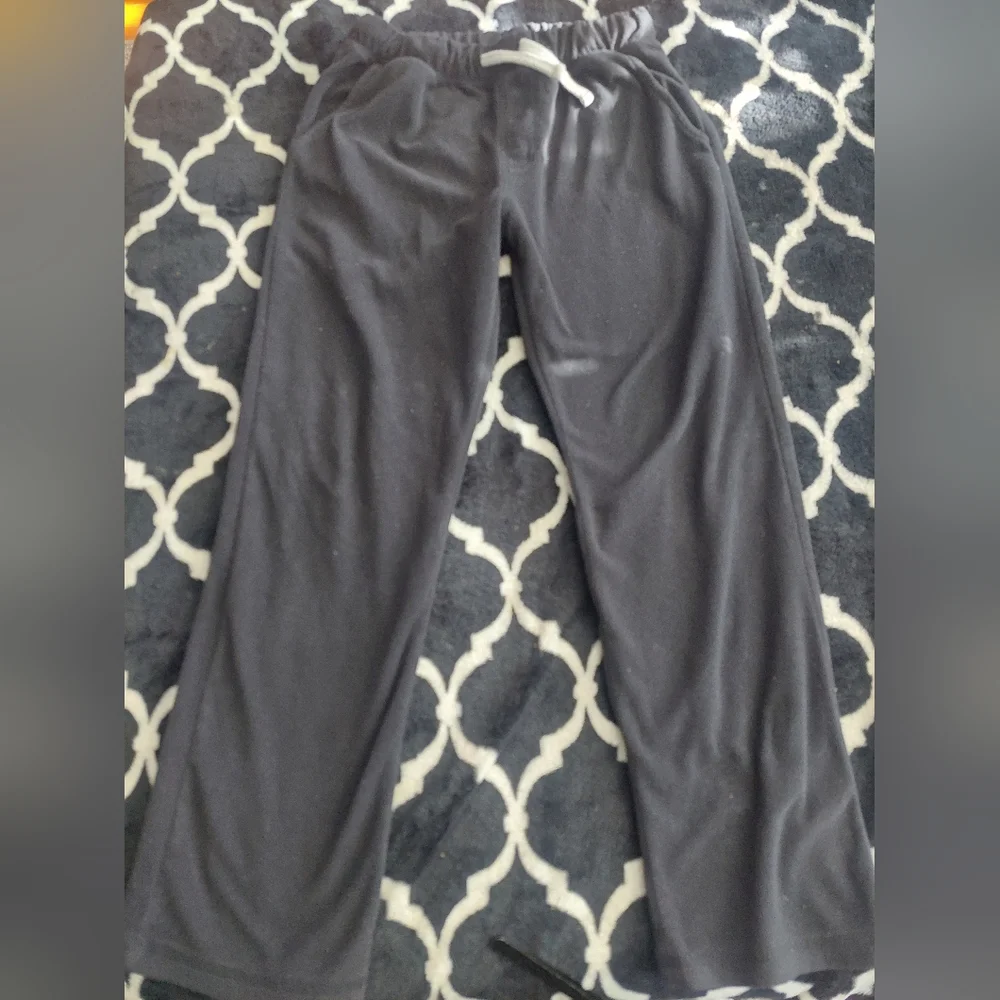 children's place Lot of 3: two long sleeve tees‎ and fleece pants size 10